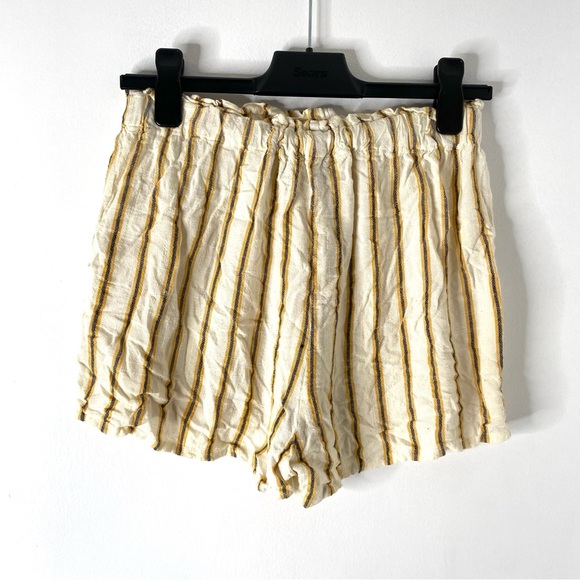 Primark Striped Neutral Shorts - Picture 4 of 5